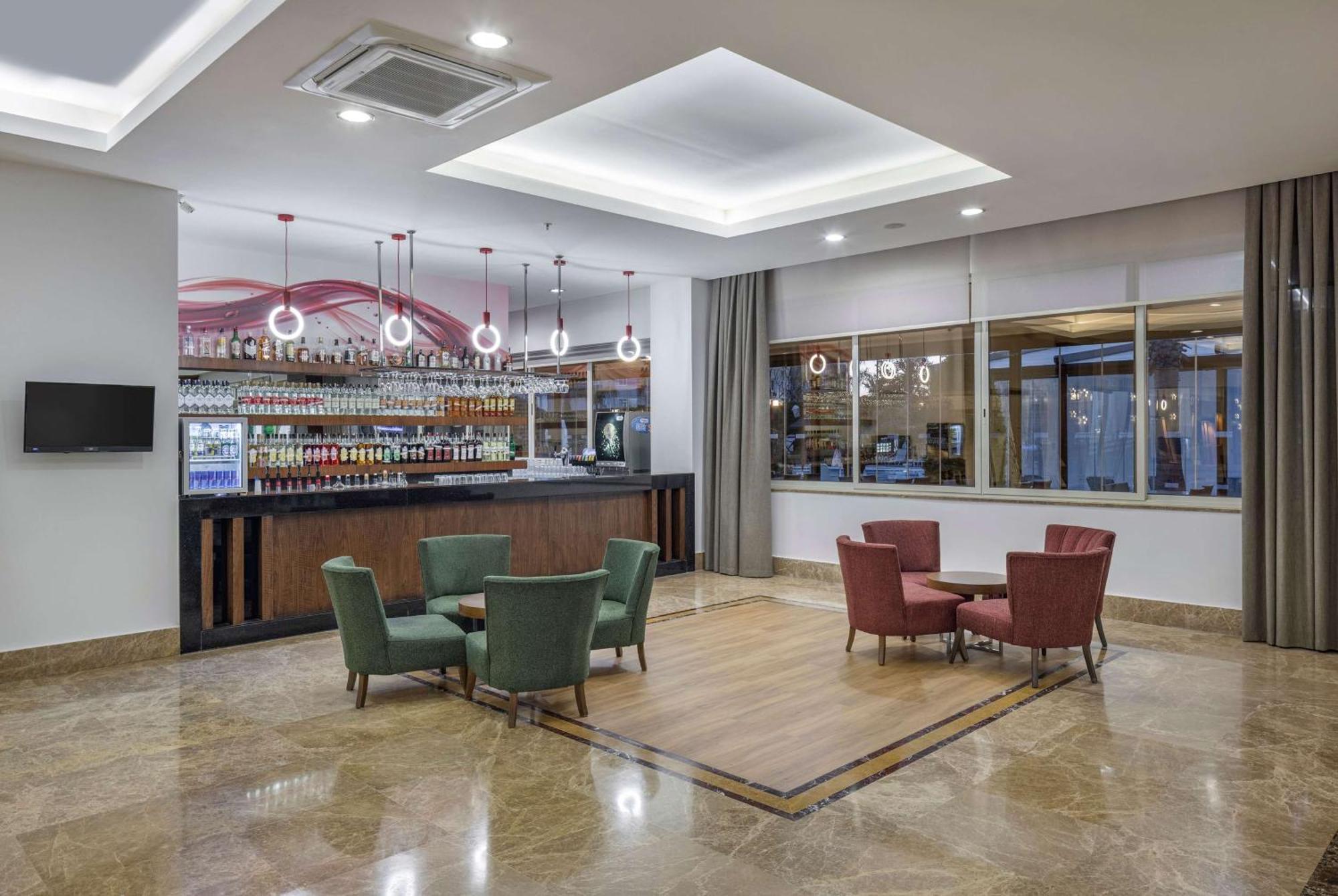 Ramada By Wyndham Lara Hotel