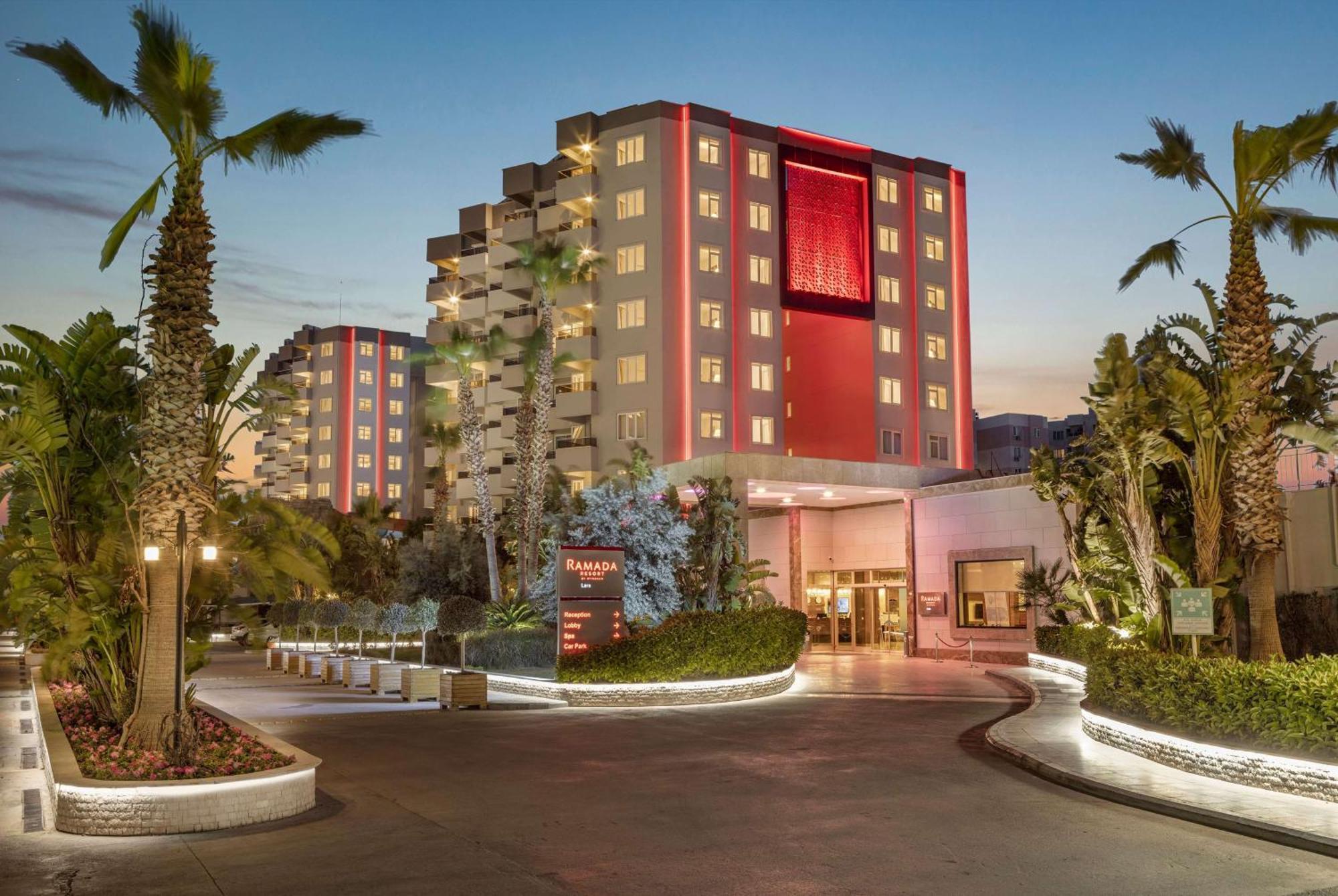 Ramada By Wyndham Lara 5* Antalya