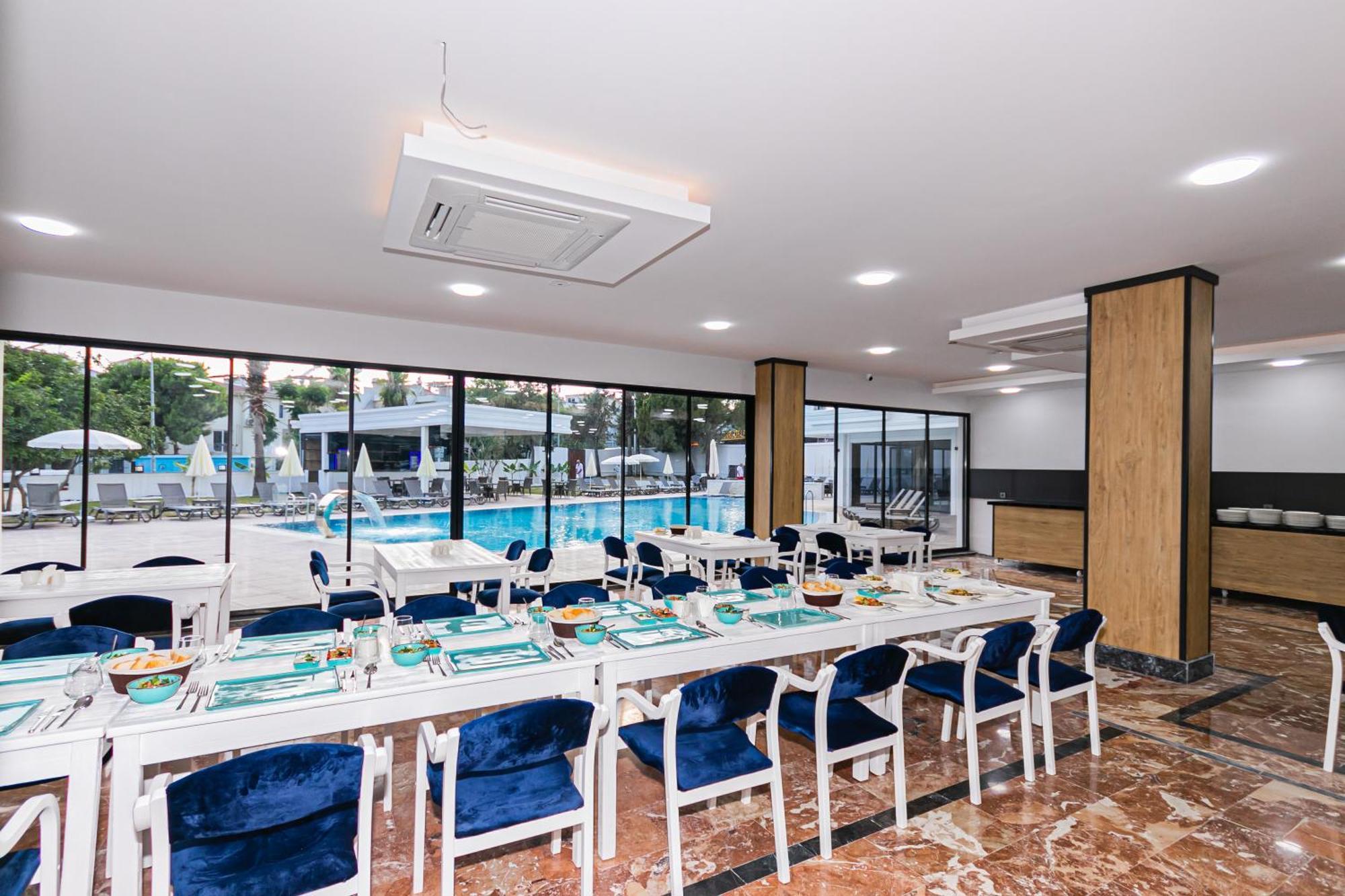 Lara World Hotel