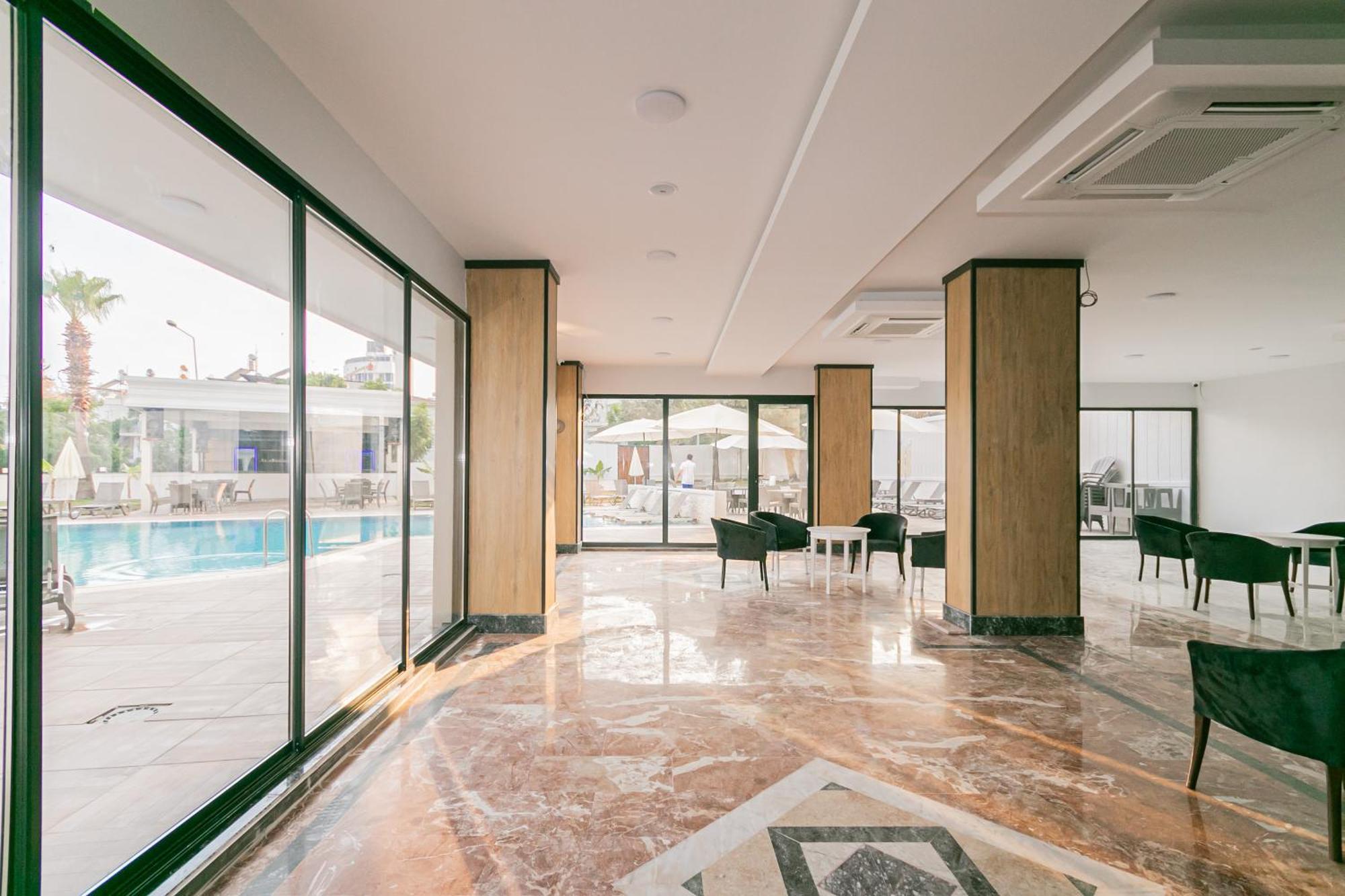 Lara World Hotel Antalya