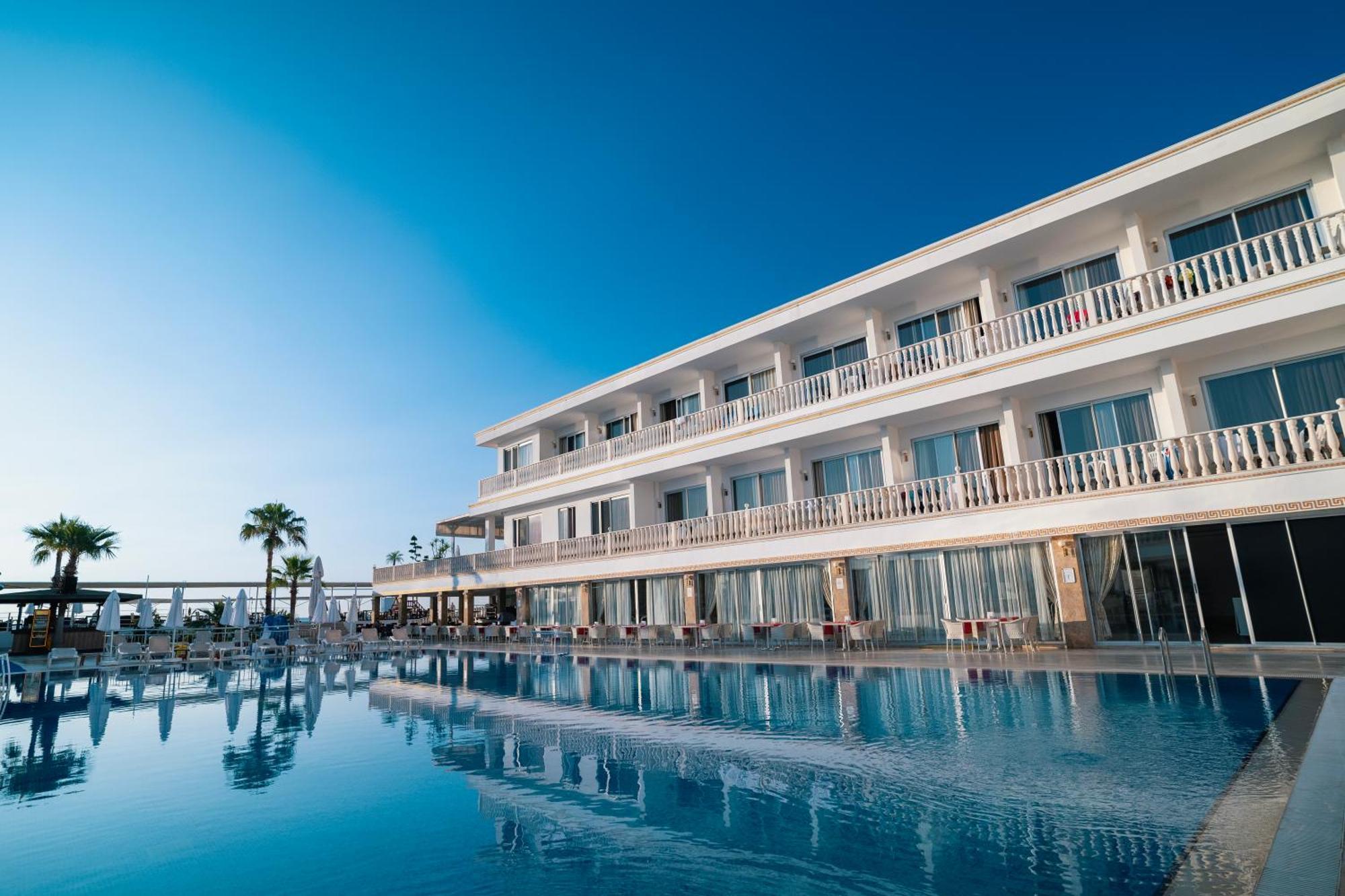 Sl La Perla Kemer Resort Antalya