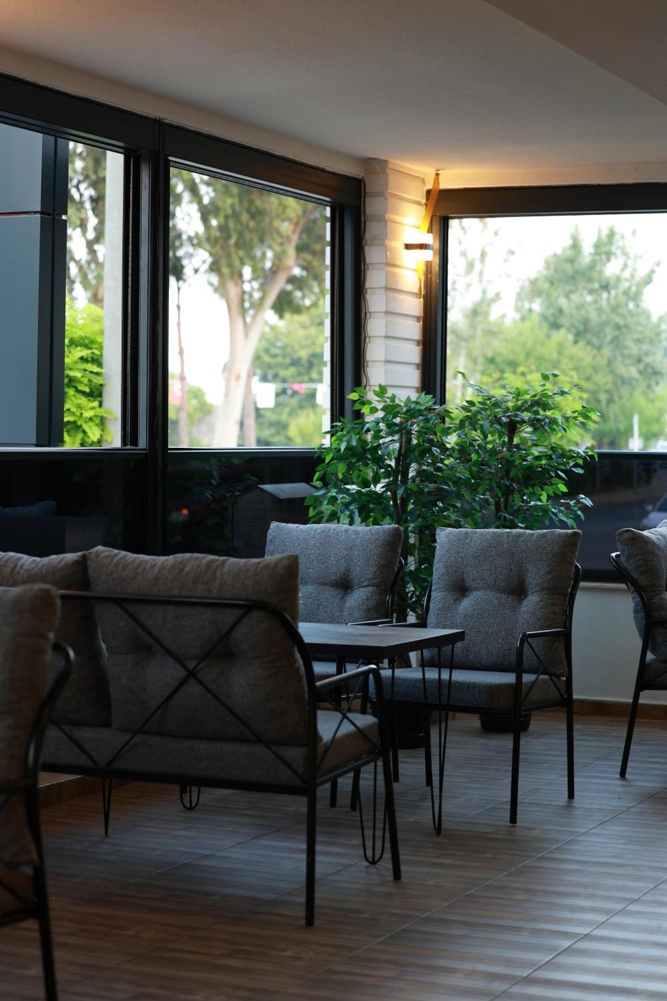 Hotel Mira Antalya