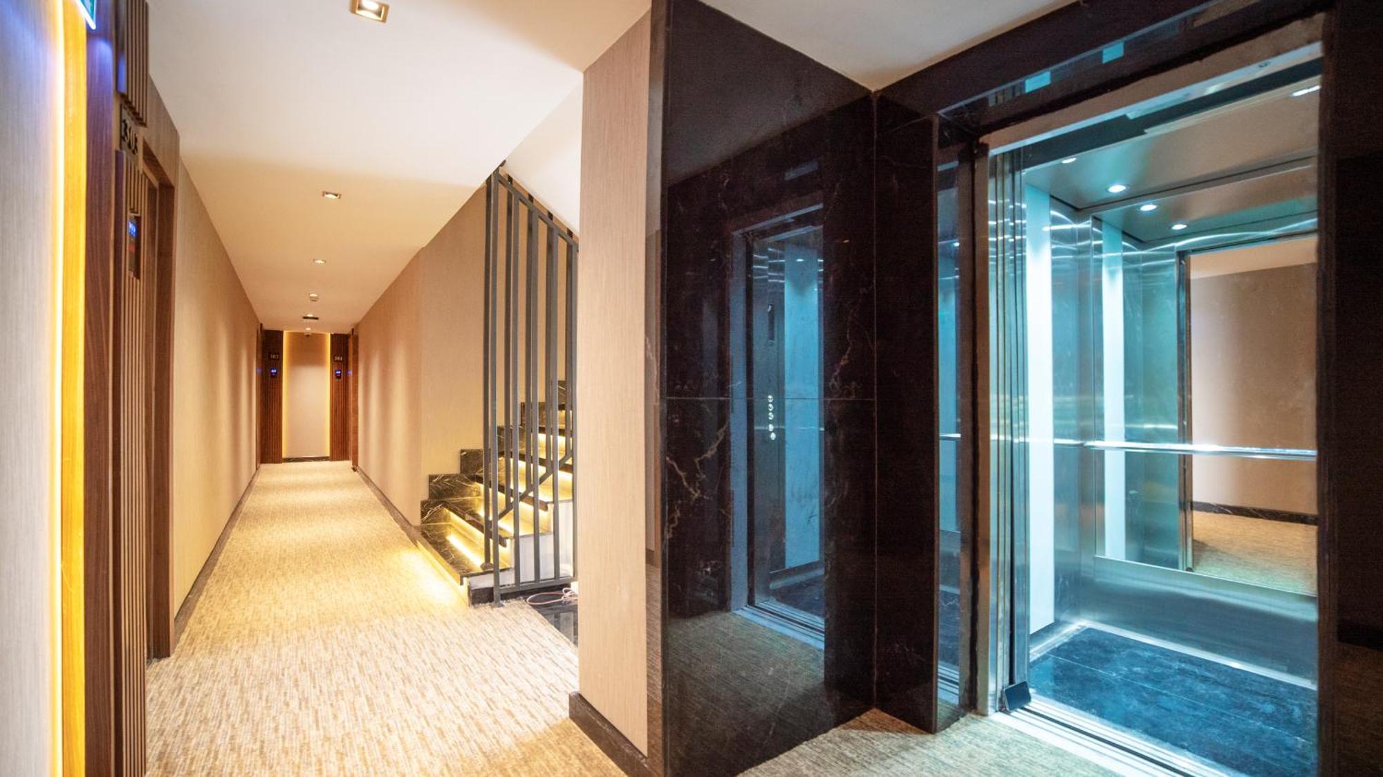 Hotel Lara Vista Suits & Spa *