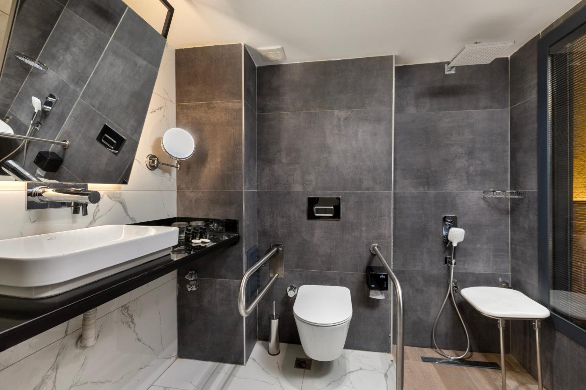 Afflon Loft 3*