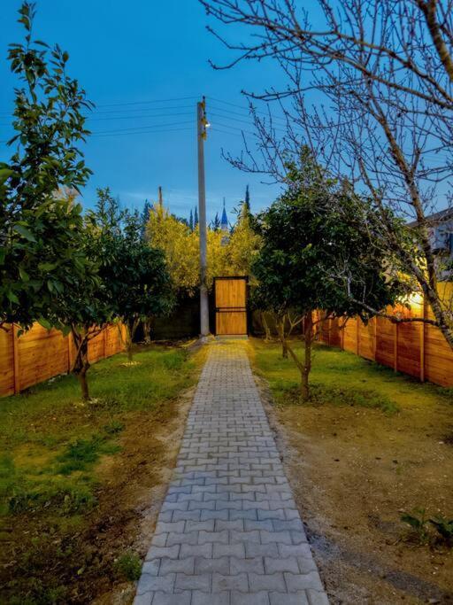 Tatil Evi Stylish Garden Retreat, Ultimate Relaxation