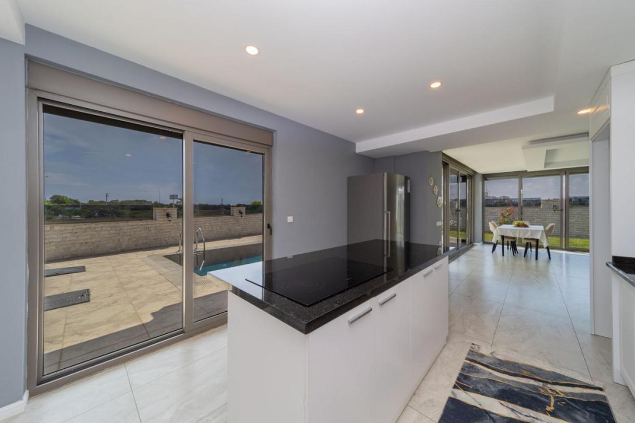 Luxury With Private Pool Close To Lara Beach *