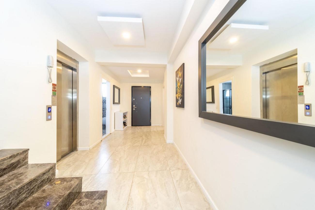 Luxury With Private Pool Close To Lara Beach Villa Antalya