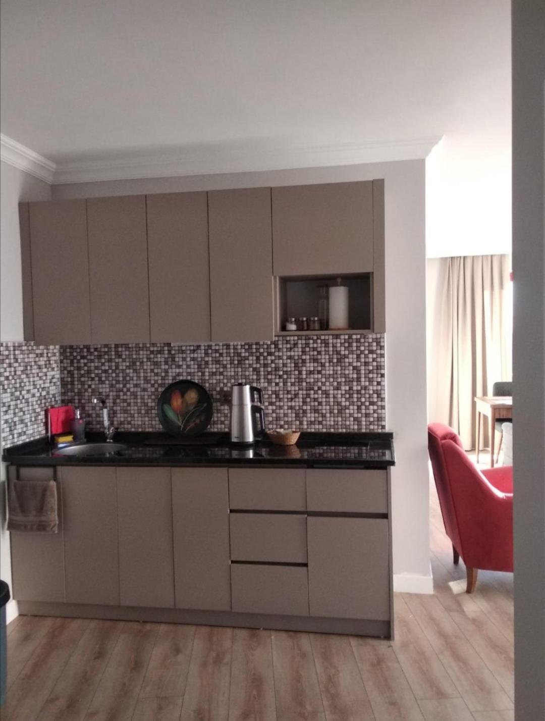 Center House Apartment