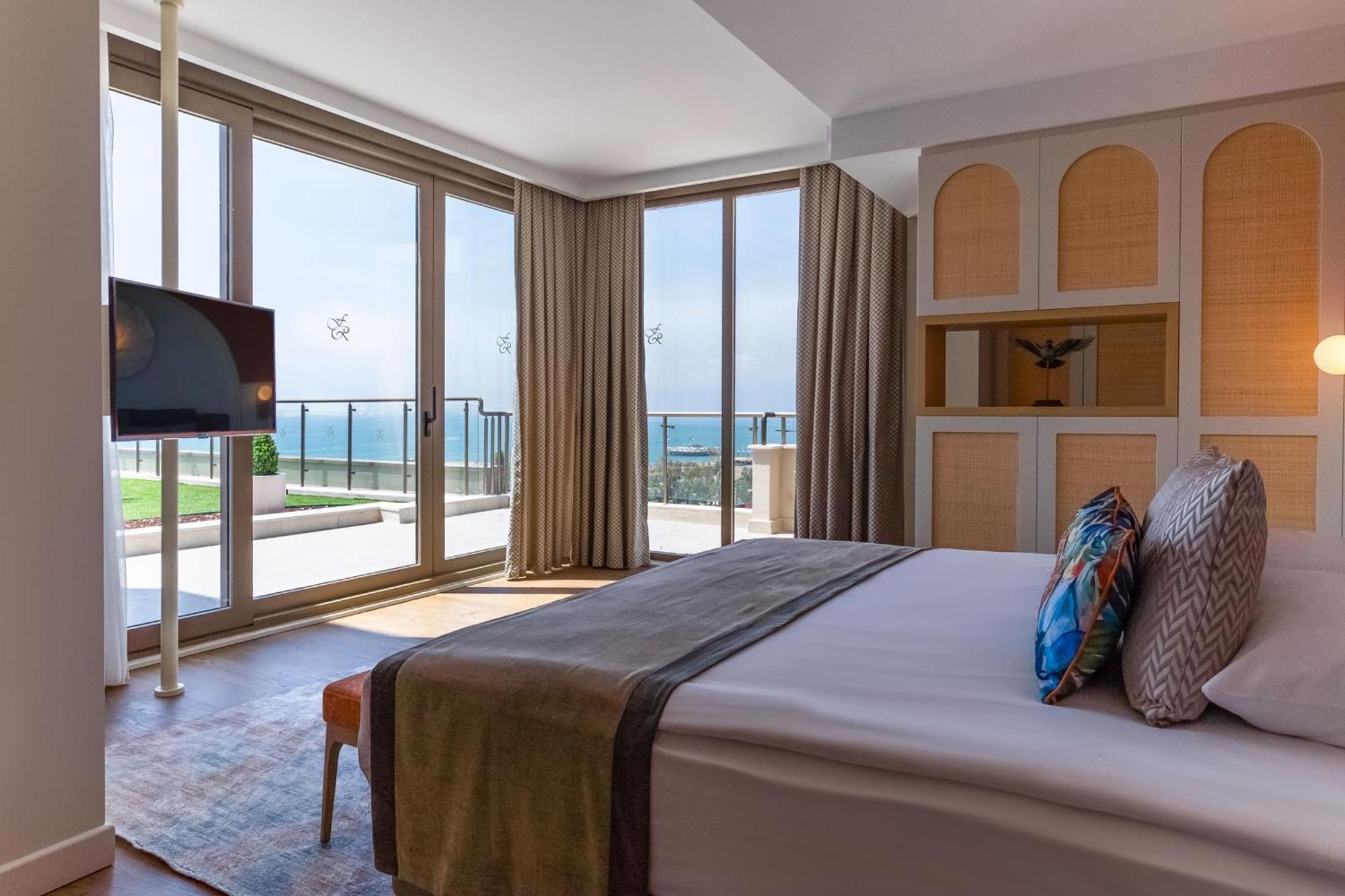 Fame Lara & 5* Antalya