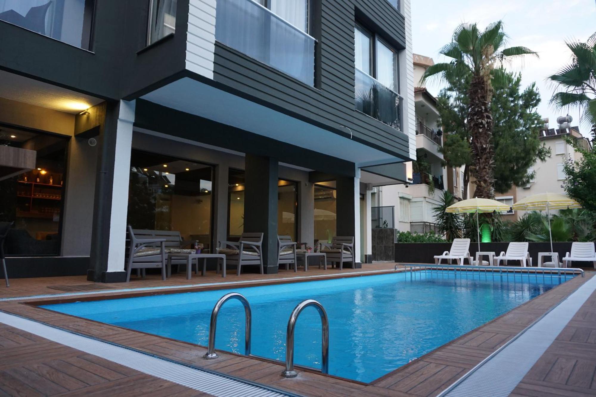 Hotel Ramona 3*