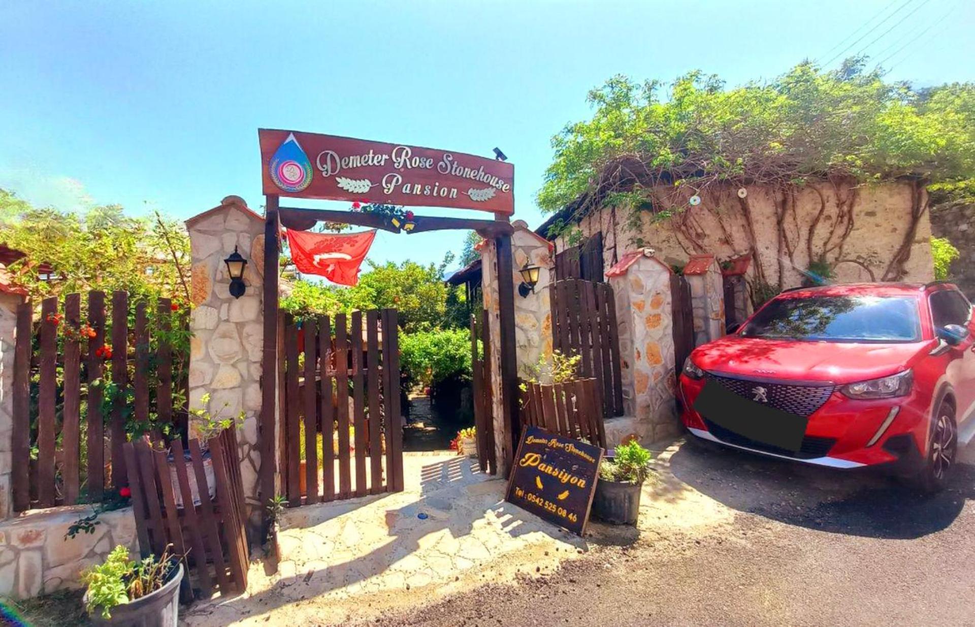 Demeter Rose Stonehouse Pansion Homestay Antalya