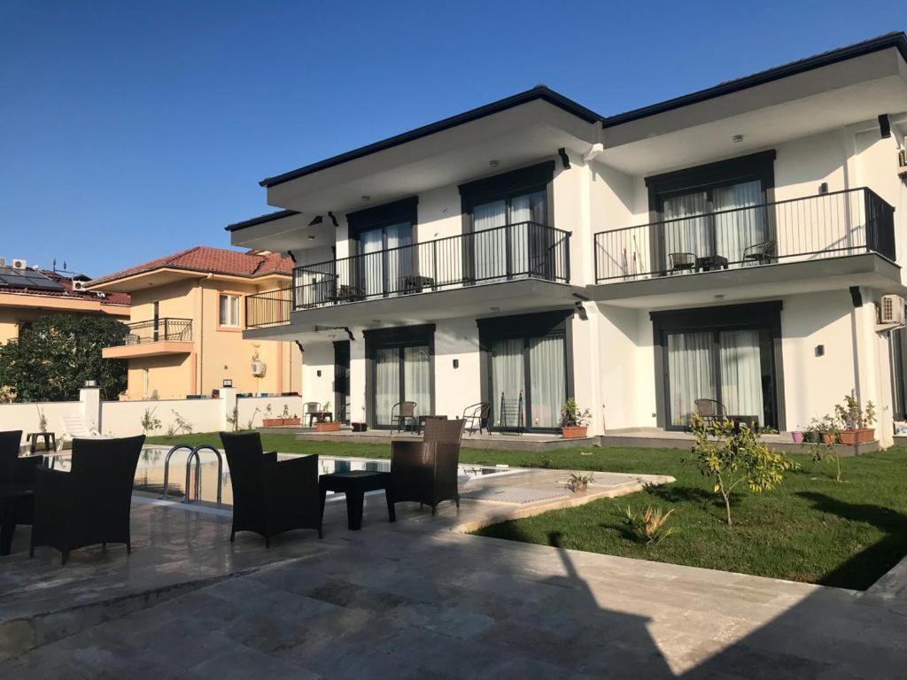 Tanem Apartment