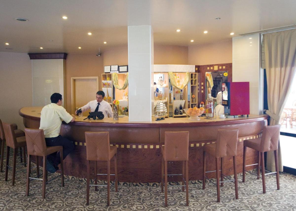 Hotel Cender 4*