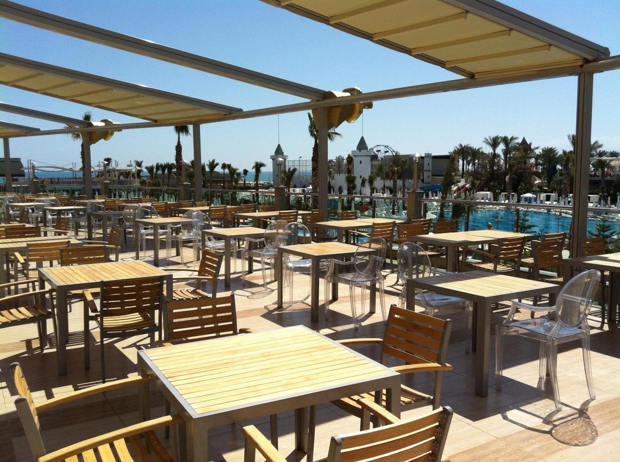 Delphin Imperial Lara