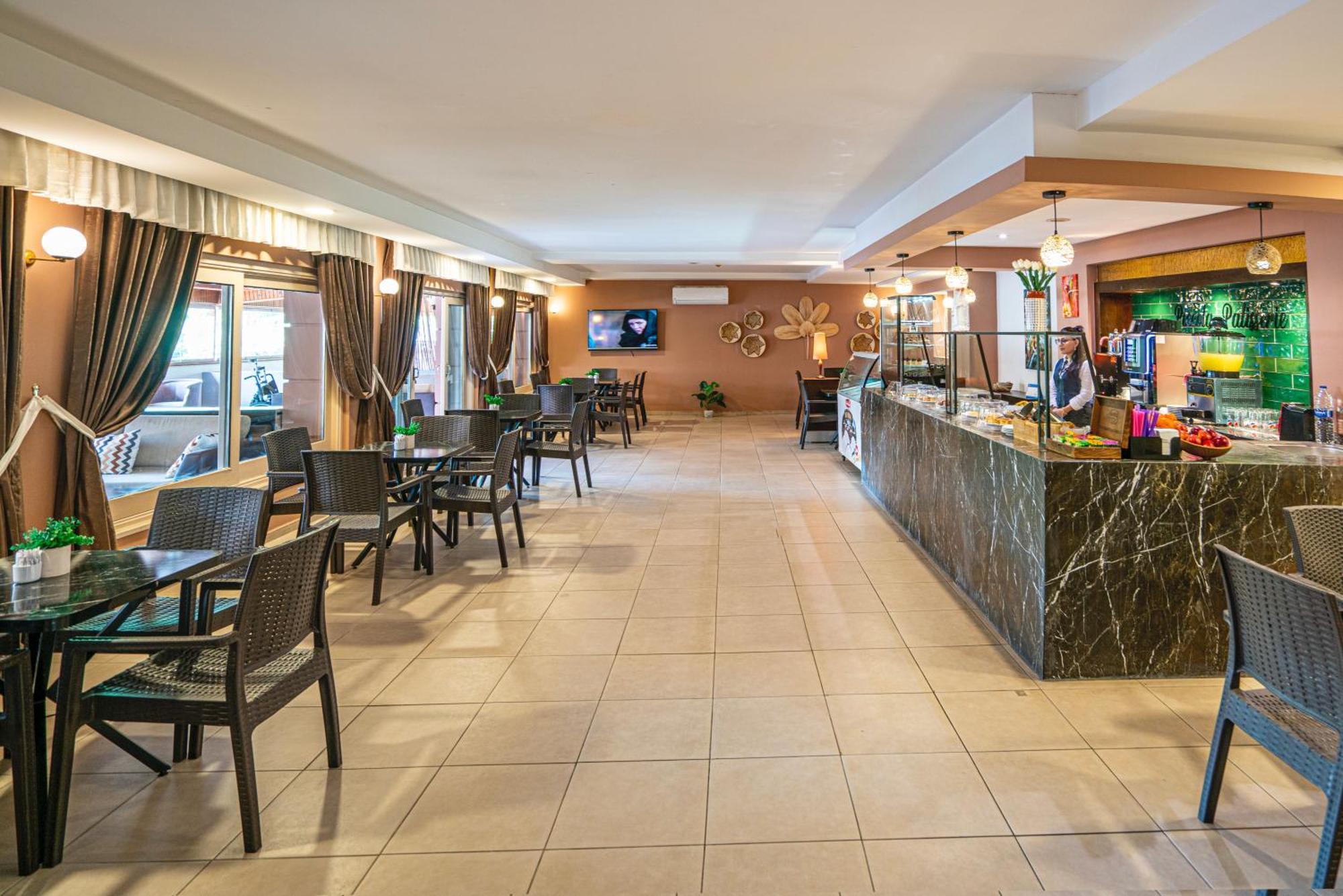 Otel Dg Rose 4*