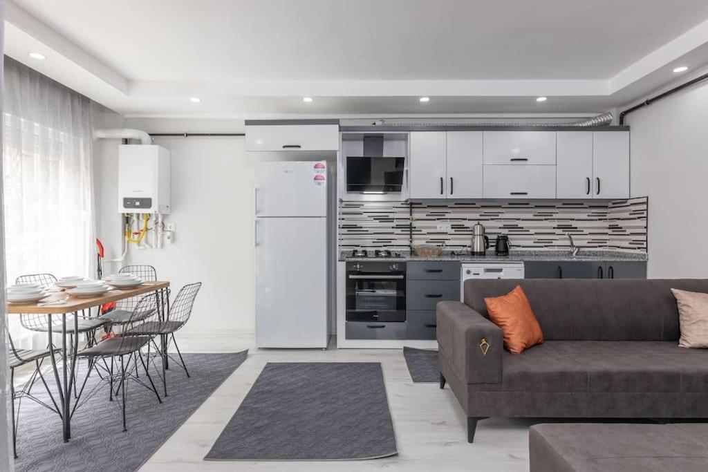 6-sehir Merkezinde Bueyuek Modern *