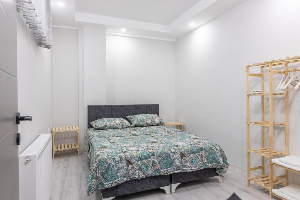 6-sehir Merkezinde Bueyuek Modern Antalya