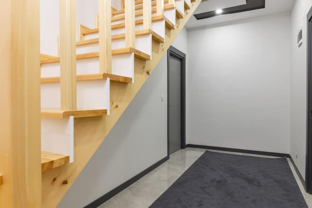 6-sehir Merkezinde Bueyuek Modern *