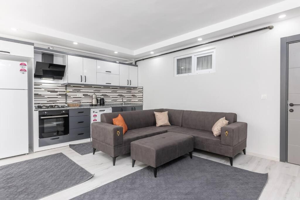 6-sehir Merkezinde Bueyuek Modern * Antalya