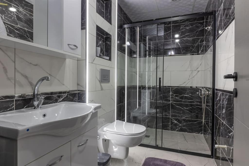 Apartment 3-sehir Merkezinde Bueyuek 3 Yatak Odasi
