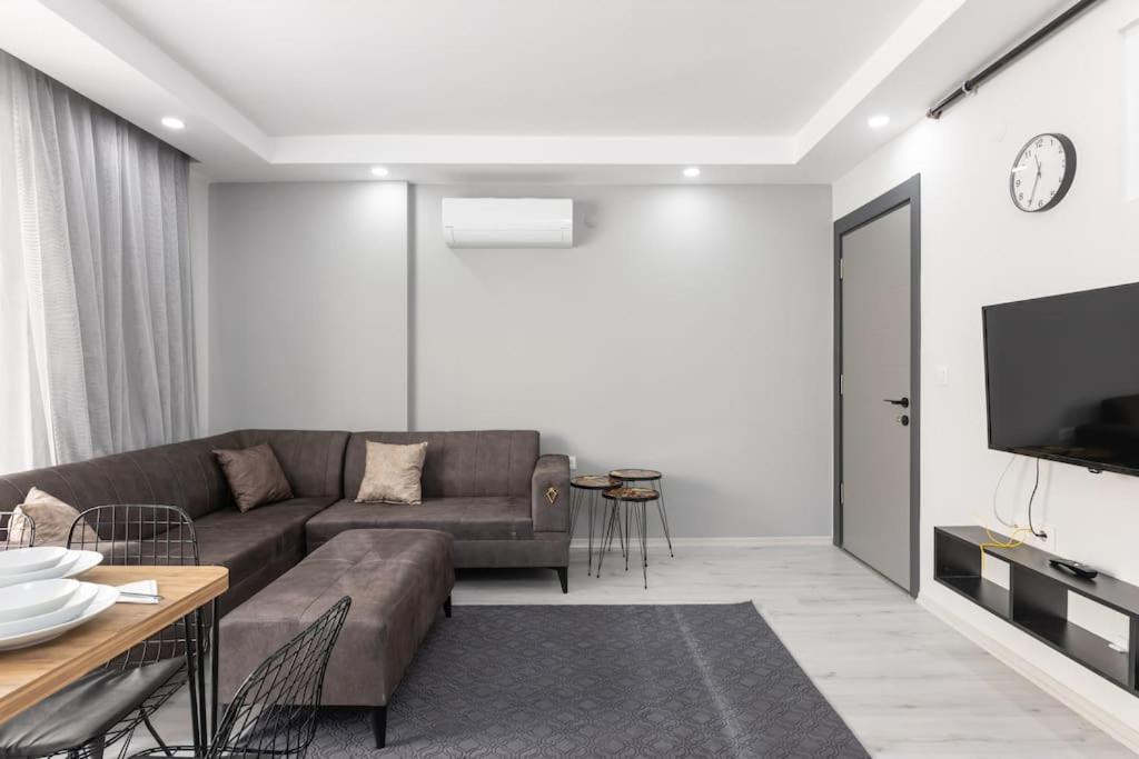 Apartment 3-sehir Merkezinde Bueyuek 3 Yatak Odasi