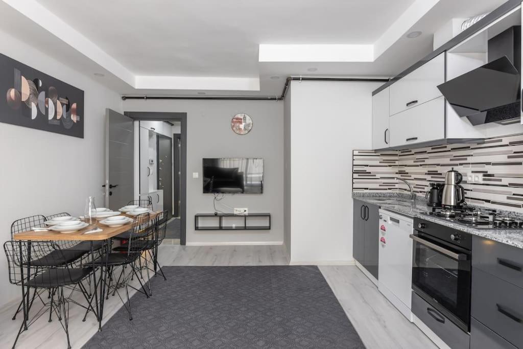 1-kaleici Ve Markantalya'ya Yakin Bueyuek Ev Apartment *