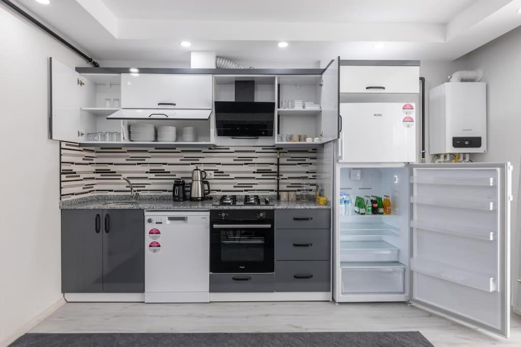 1-kaleici Ve Markantalya'ya Yakin Bueyuek Ev Apartment *