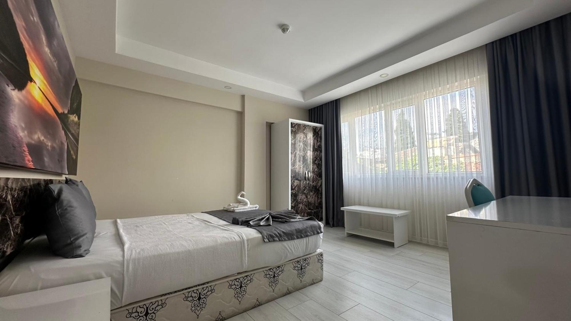 Otel Dream 2*