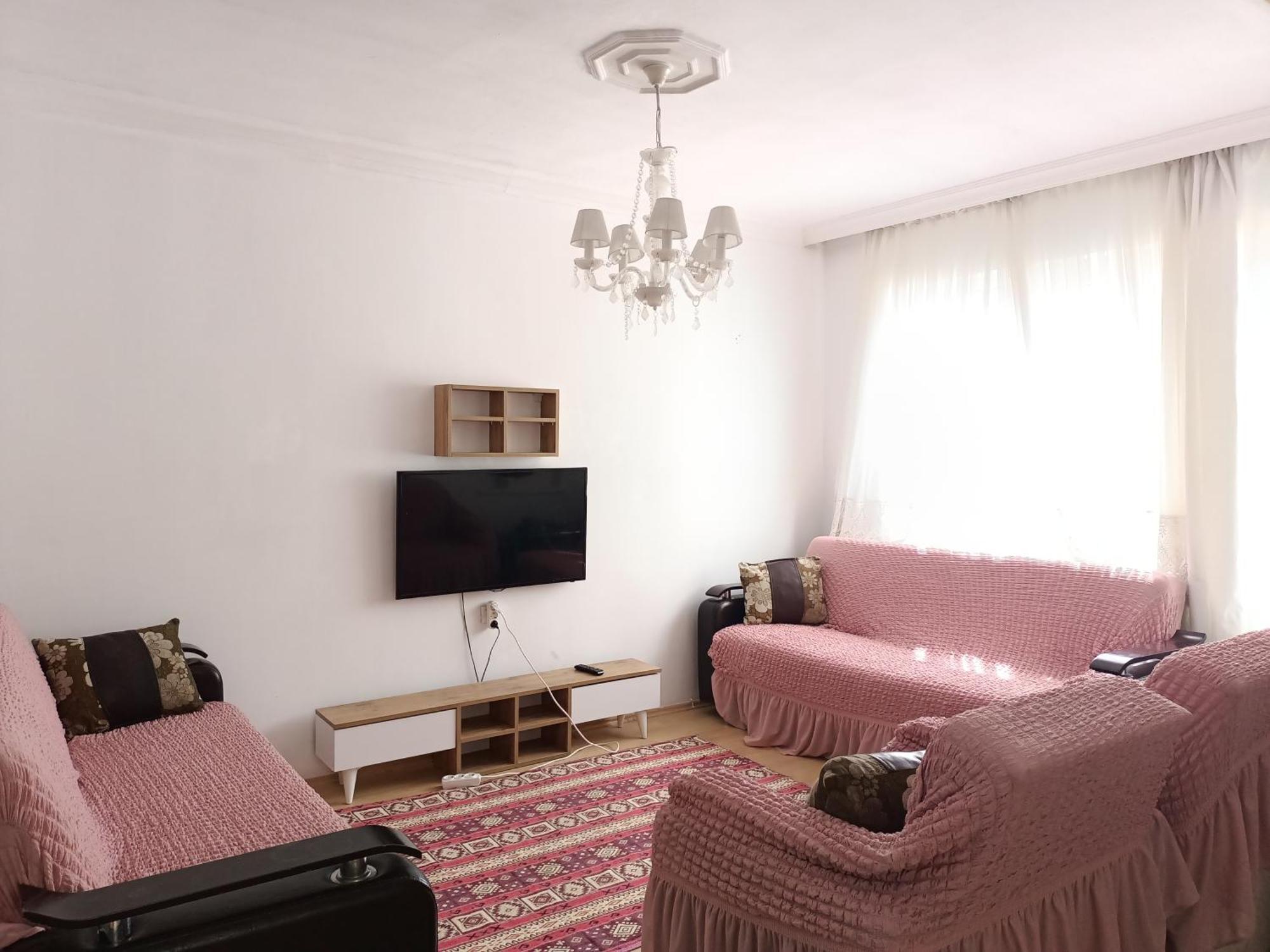 Havalimani Ve Lara Plaj Yakin. 1+1 Daire Antalya