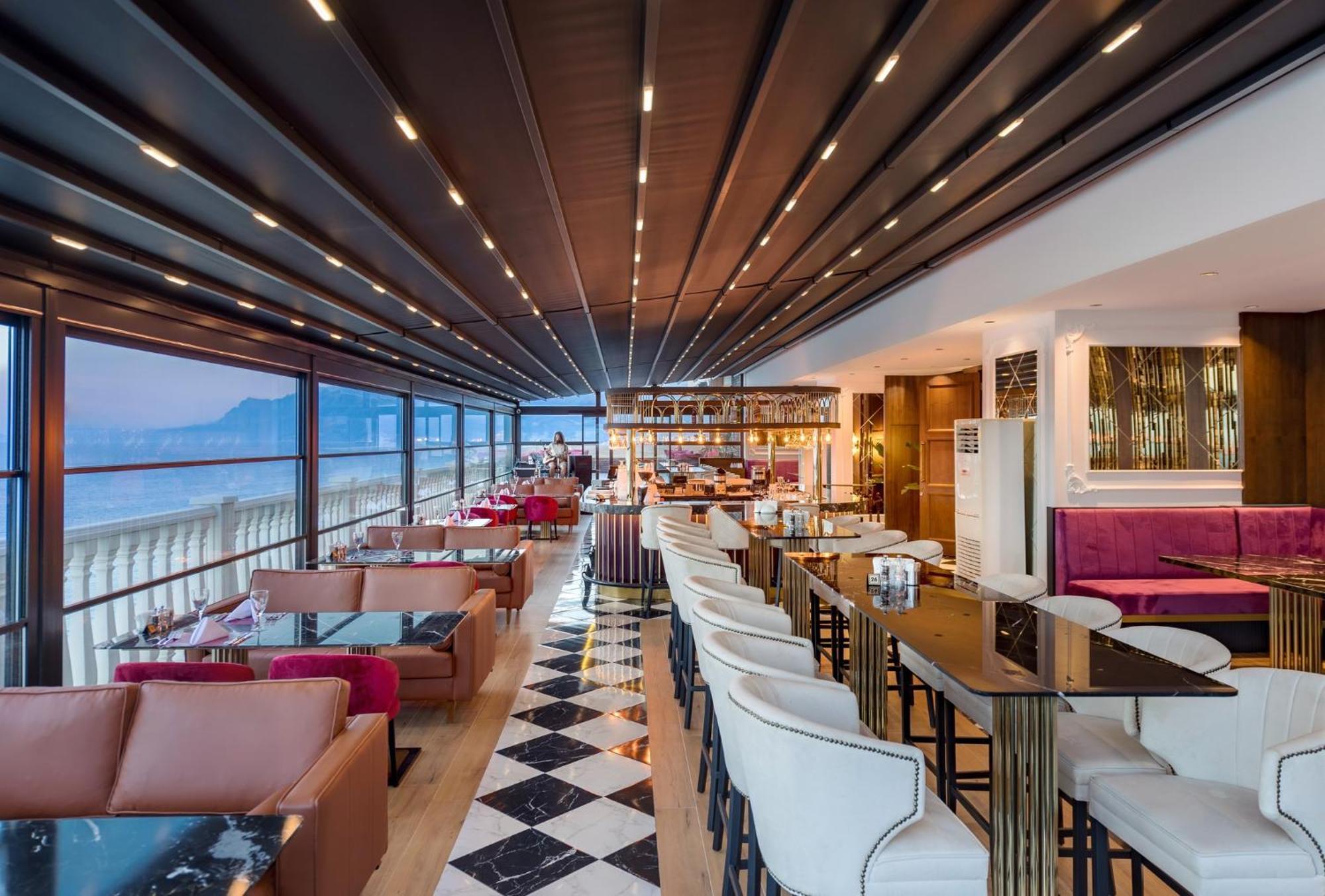Hotel Crowne Plaza By Ihg Antalya