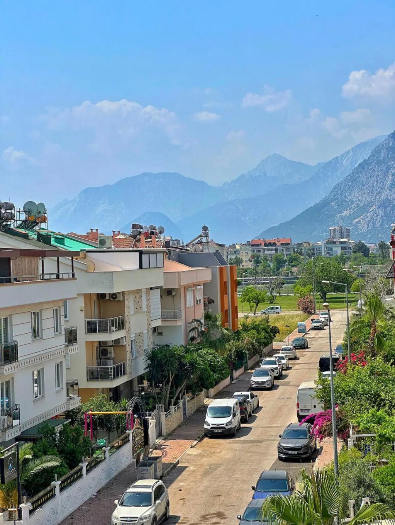 Plaja Yaklasik 400 Metre Uzaklikta-2 Antalya
