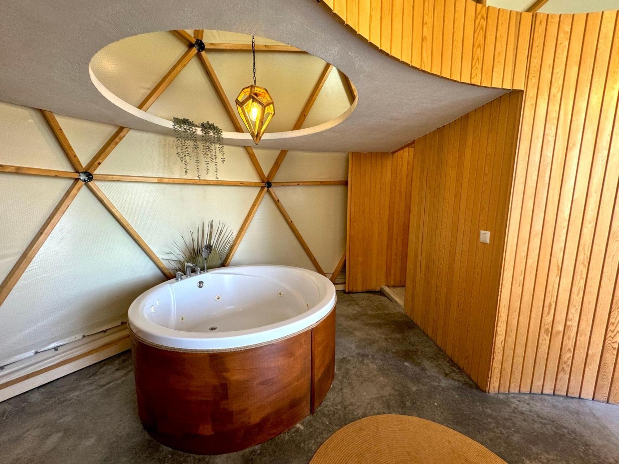 In Out Resorts Luxuszelt *