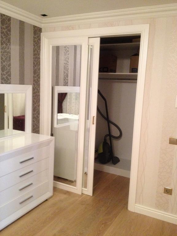 Onkel Residences *