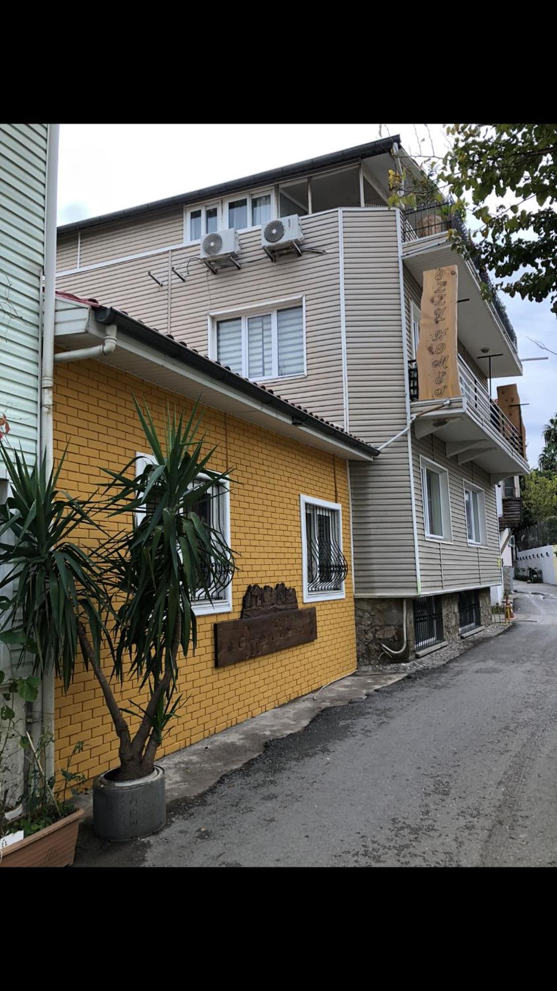 Villa Kaleici Muestakil Bahceli Muhtesem Ev