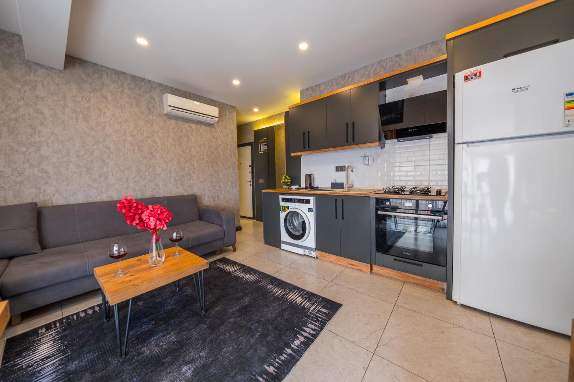 Mrt Suites Lara Aparthotel Antalya