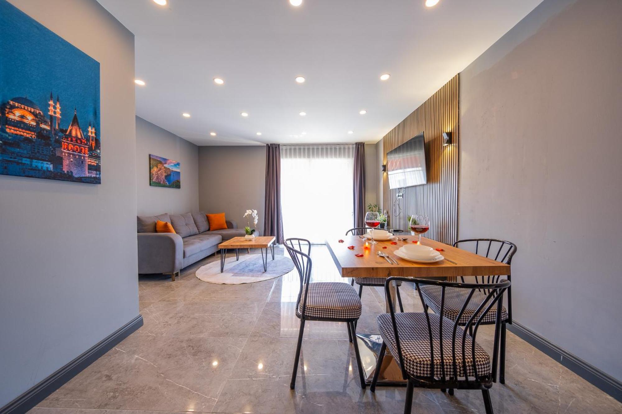 Mrt Suites Lara