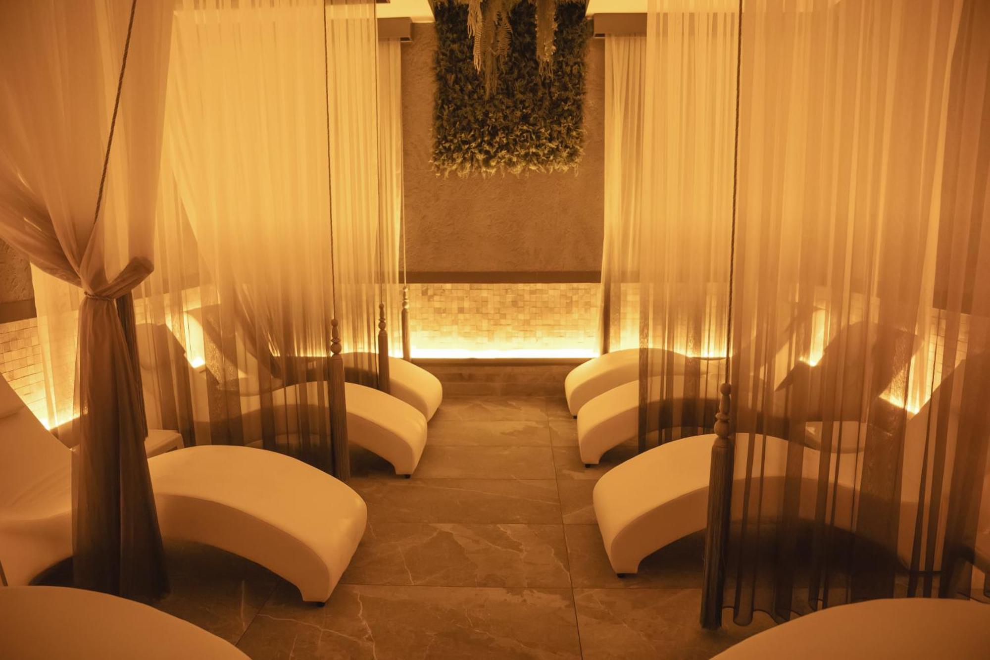 Crystal Centro - Ultimate Resort 5*
