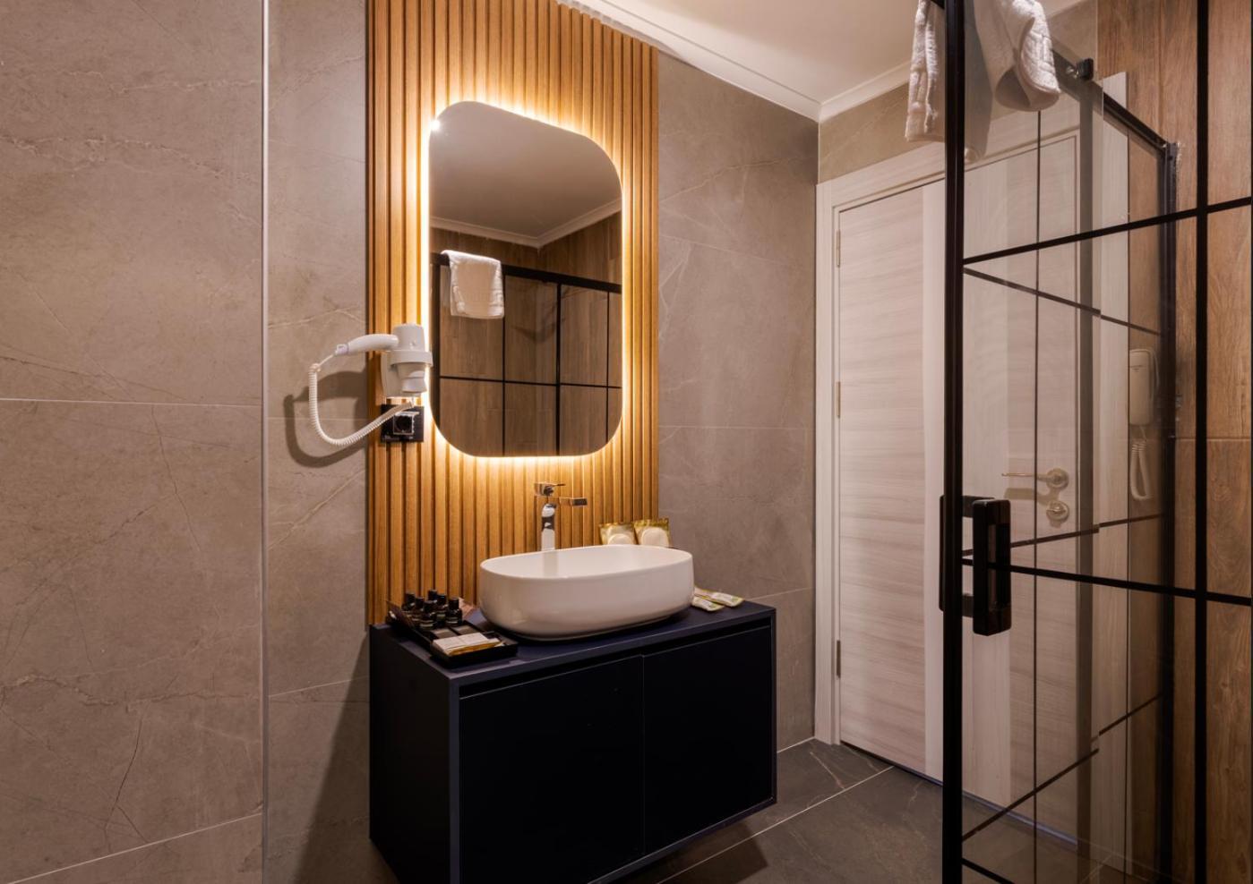 Hotel Tema 242 Antalya