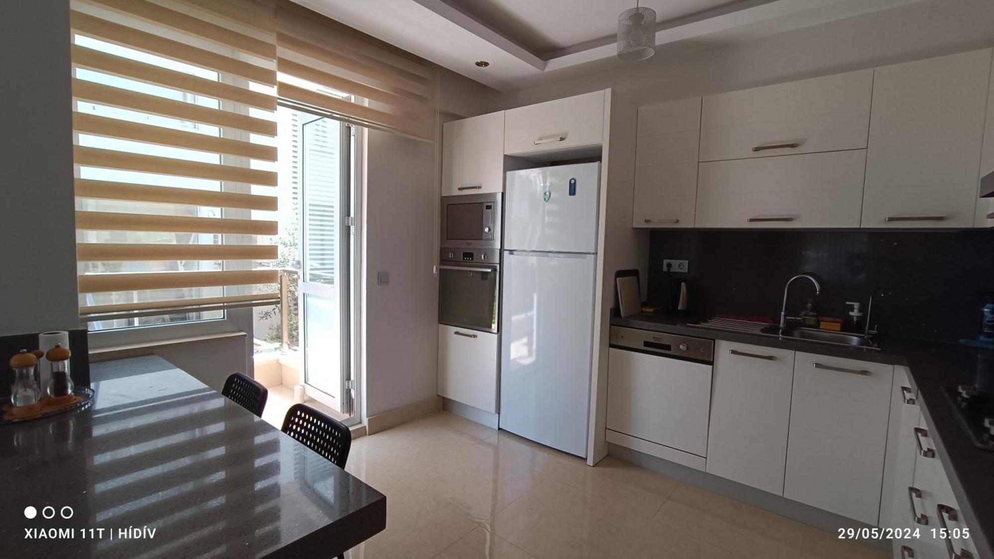 Apartment Lara'da Modern Bir Vaha *