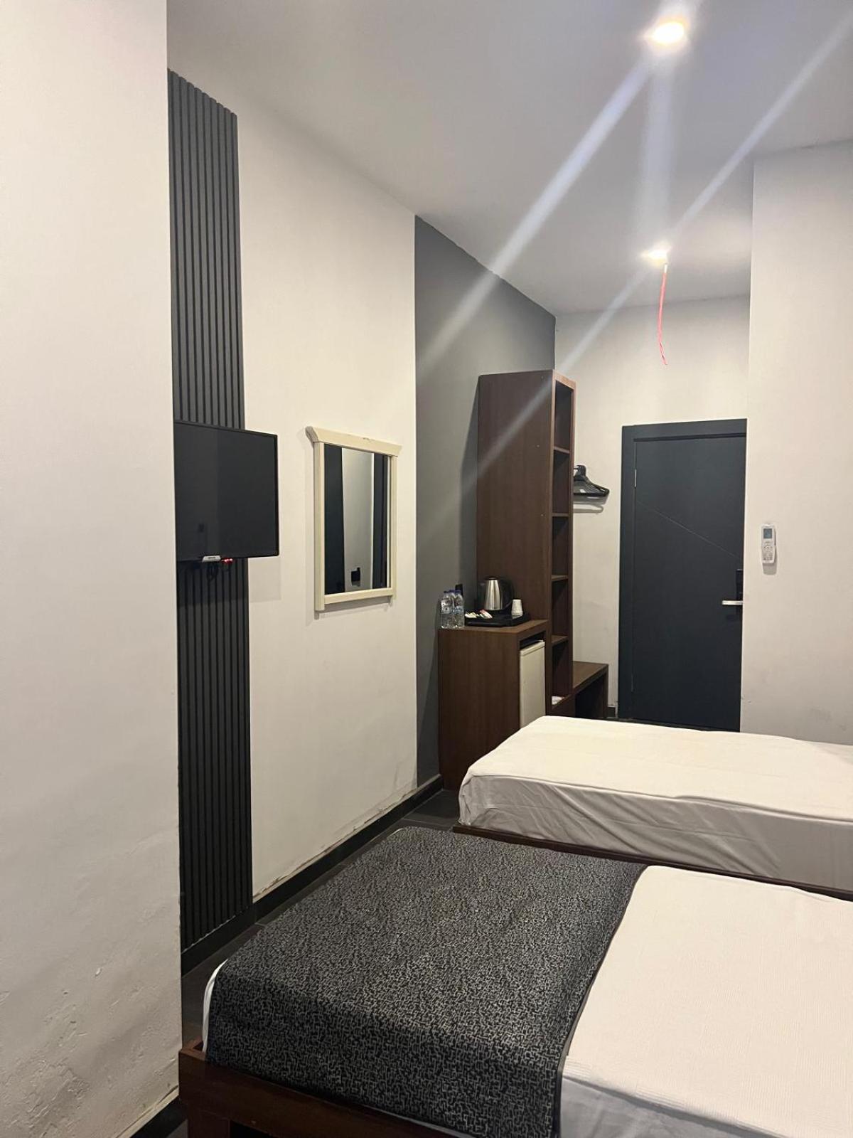 Otel Wolf Of The City & Spa