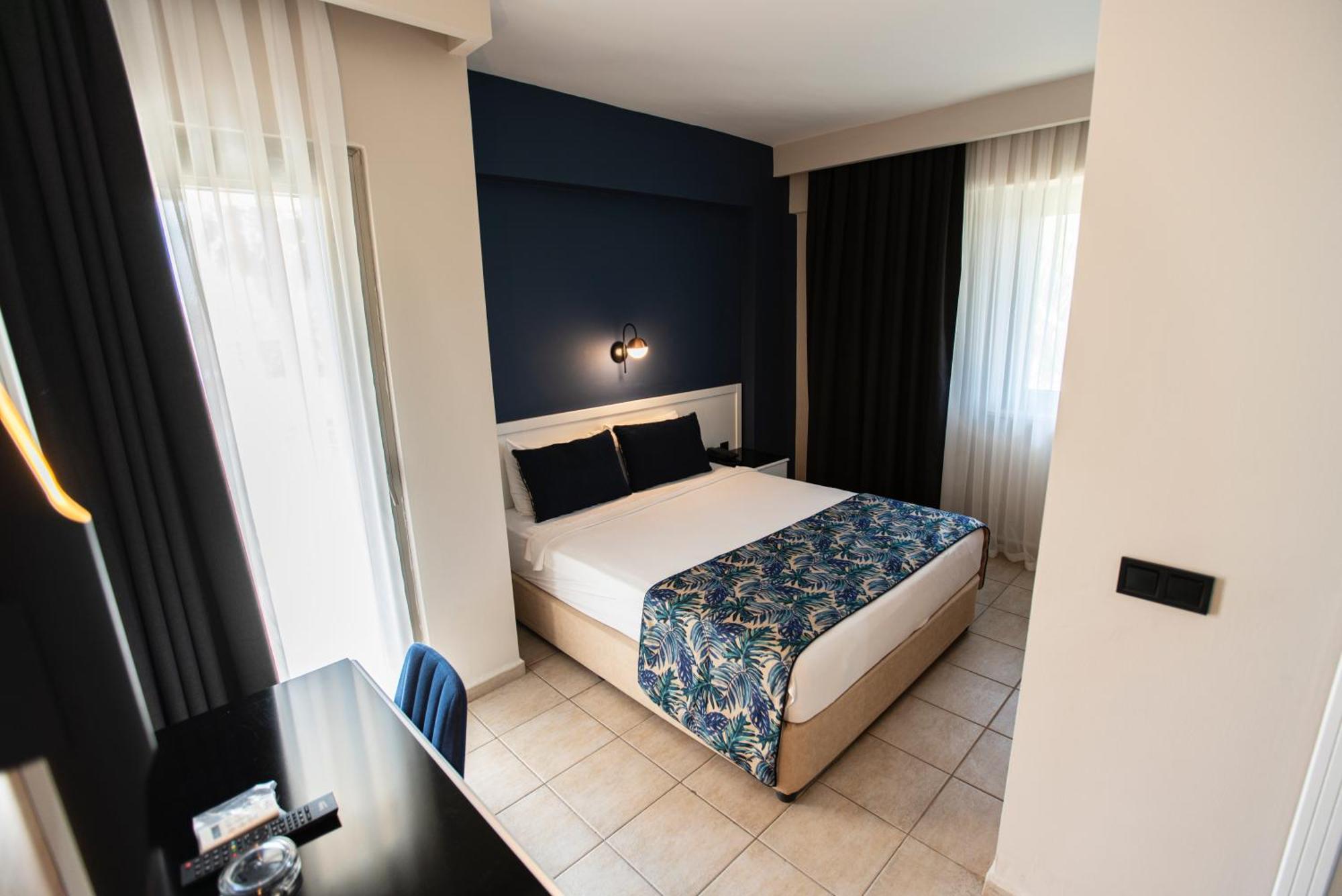 Hotel Mir'amor Garden 4*