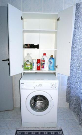 Apartment Close To Airport With 2 Bedroom