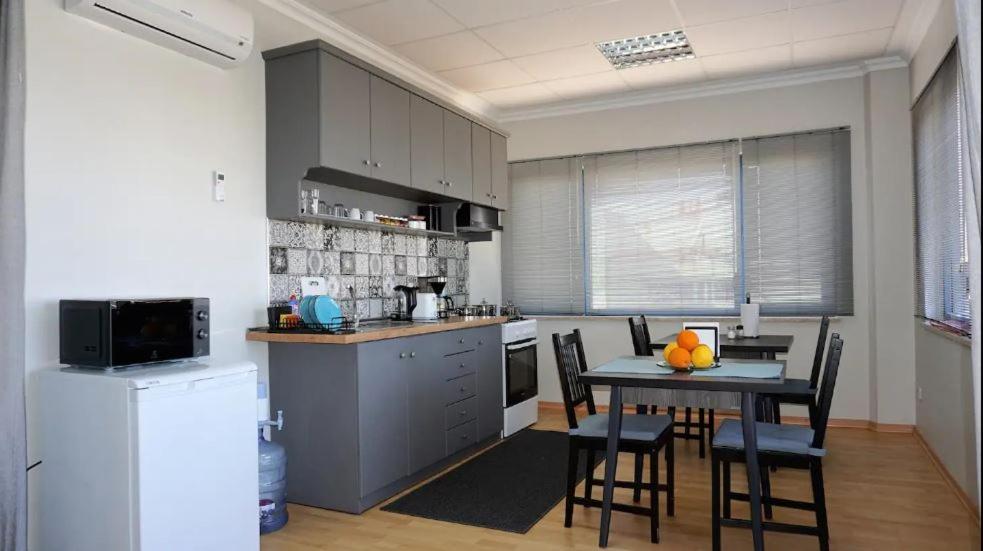 Close To Airport With 2 Bedroom