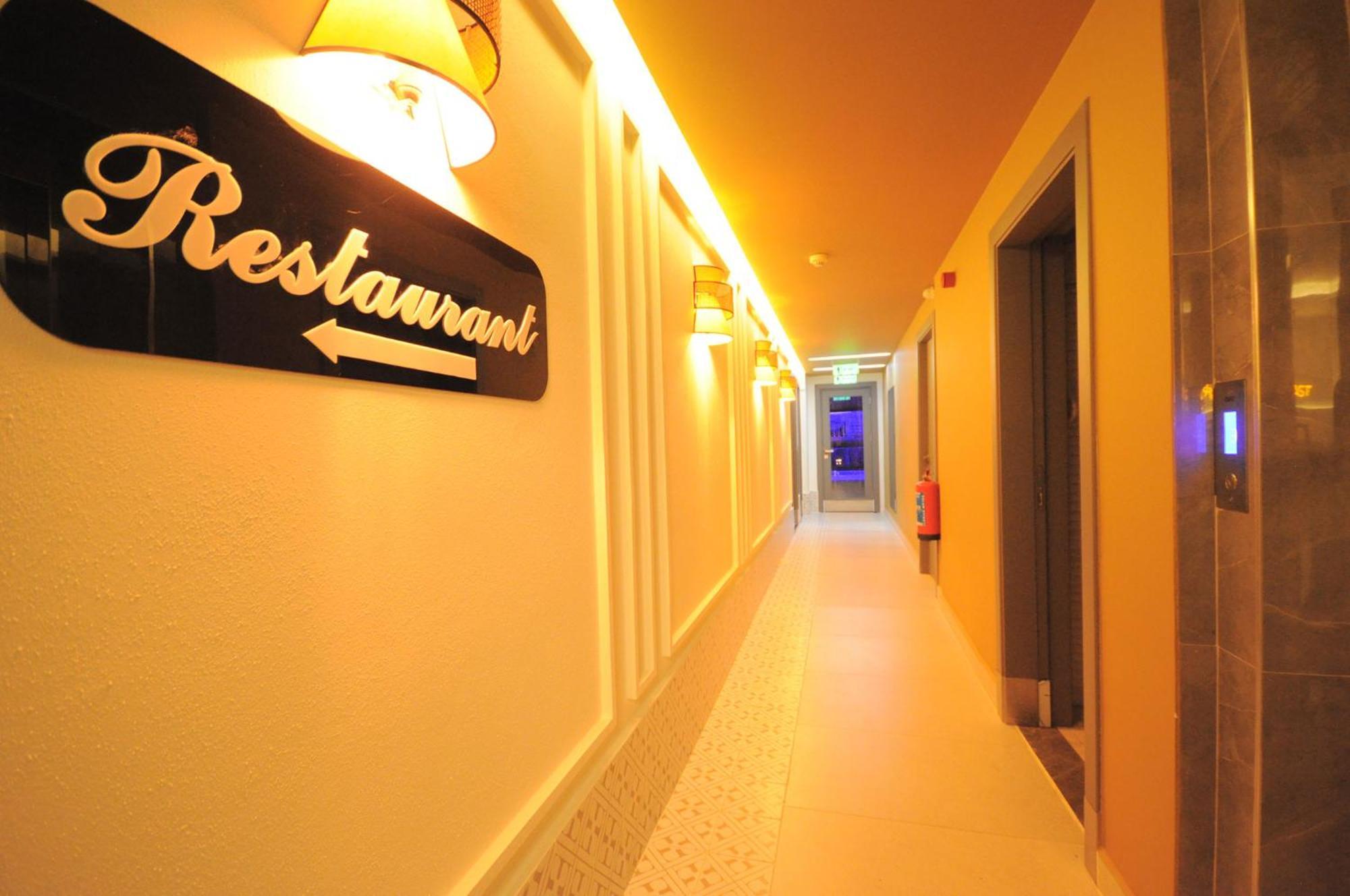 Otel Microyal 2*