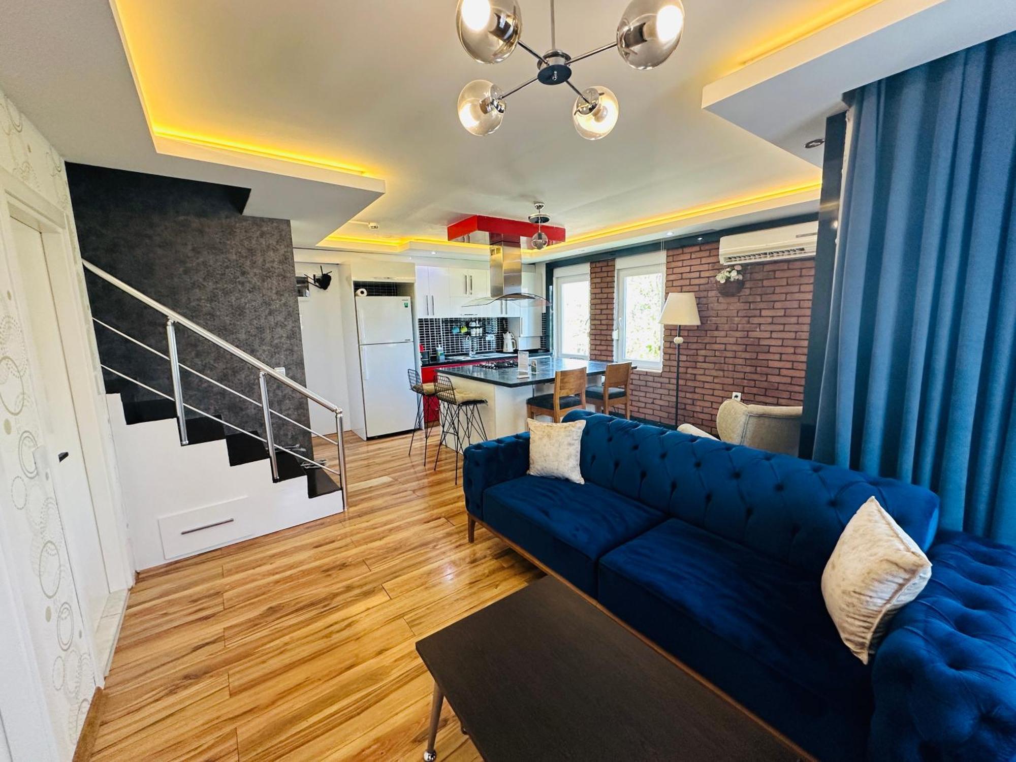 Apart Otel Royal Loft 4*