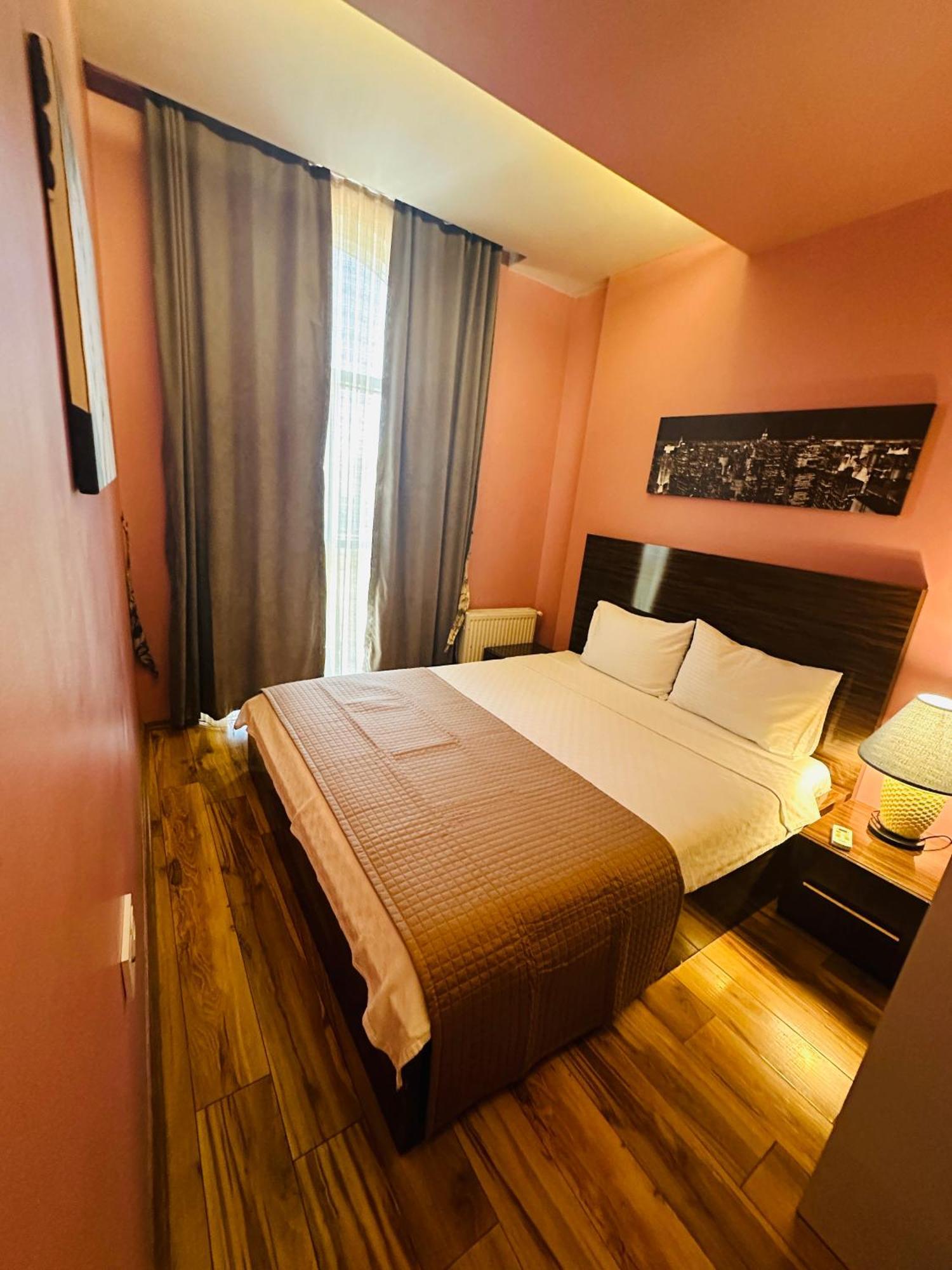 Royal Loft 4*