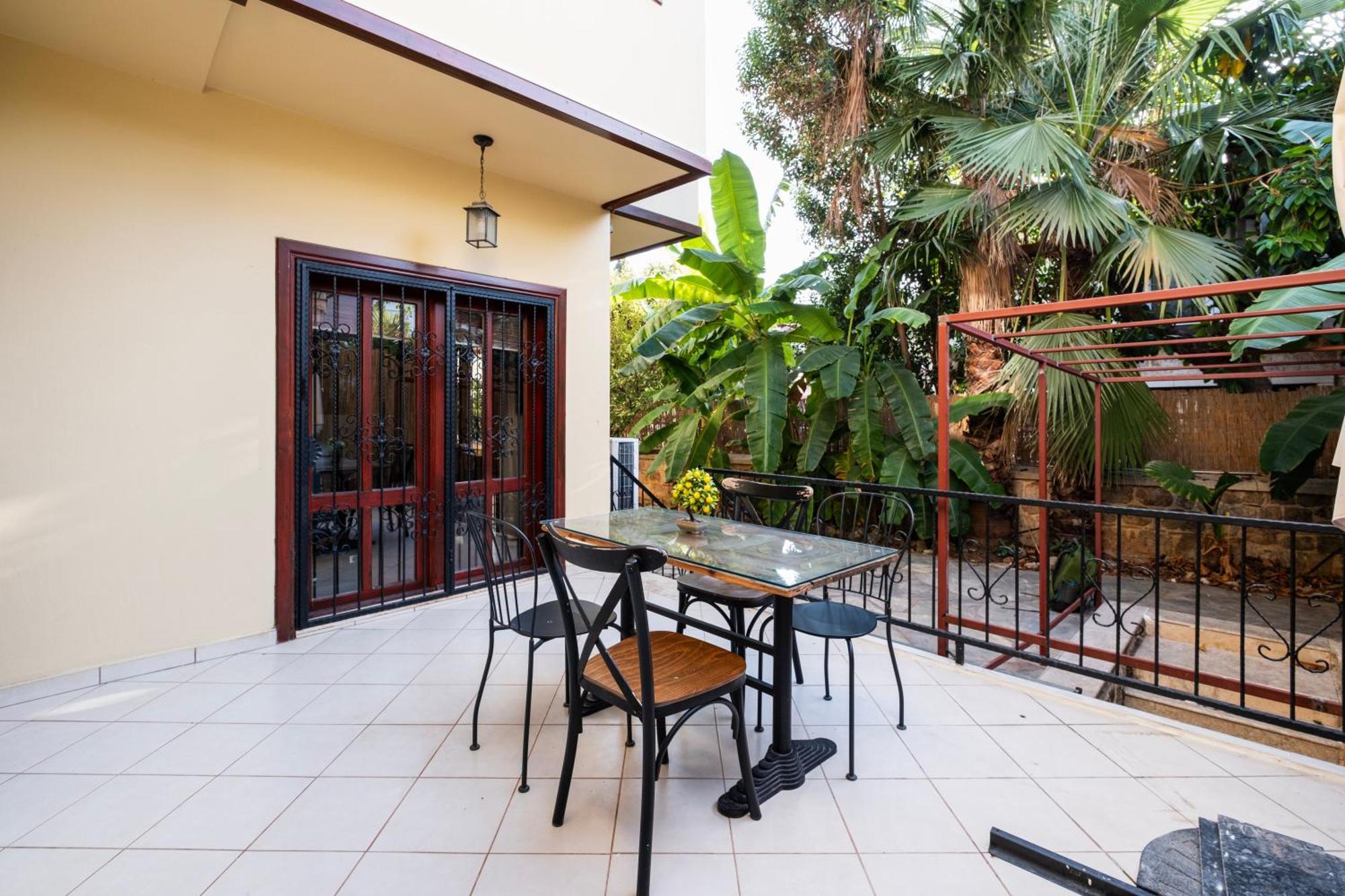Saye House Aparthotel *