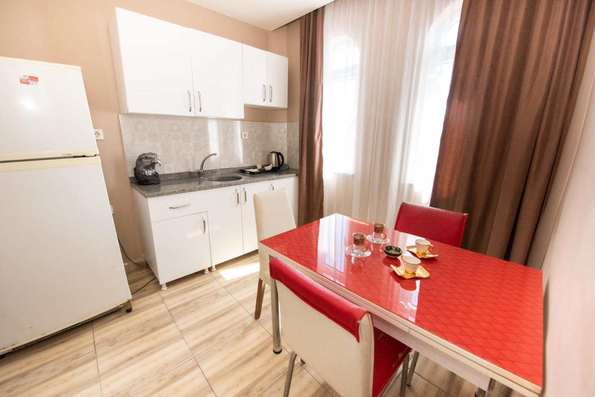 Palvan Aparthotel 3*