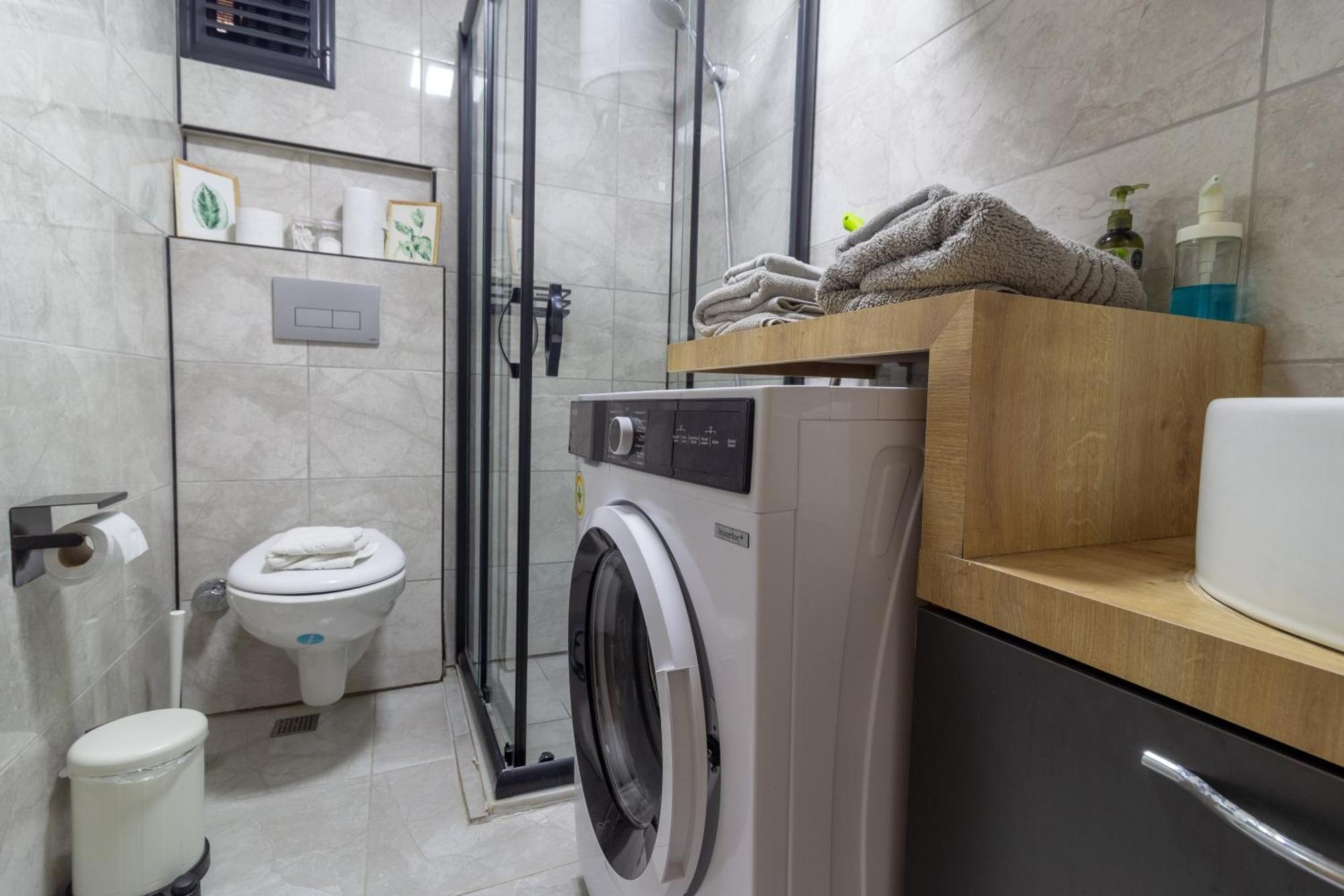 Alex Lara Homestay