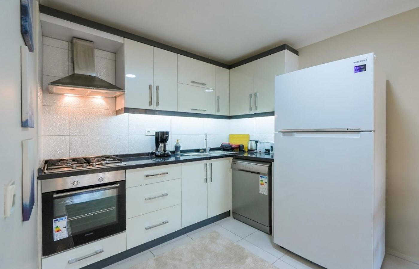 Excellent Flat Near Hadrian's Gate Apartment